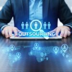 Inhouse atau Outsource dalam Digital Marketing? Ini Dia Pro & Kontranya